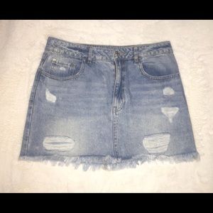 Forever 21 Distressed Denim Skirt Size 30